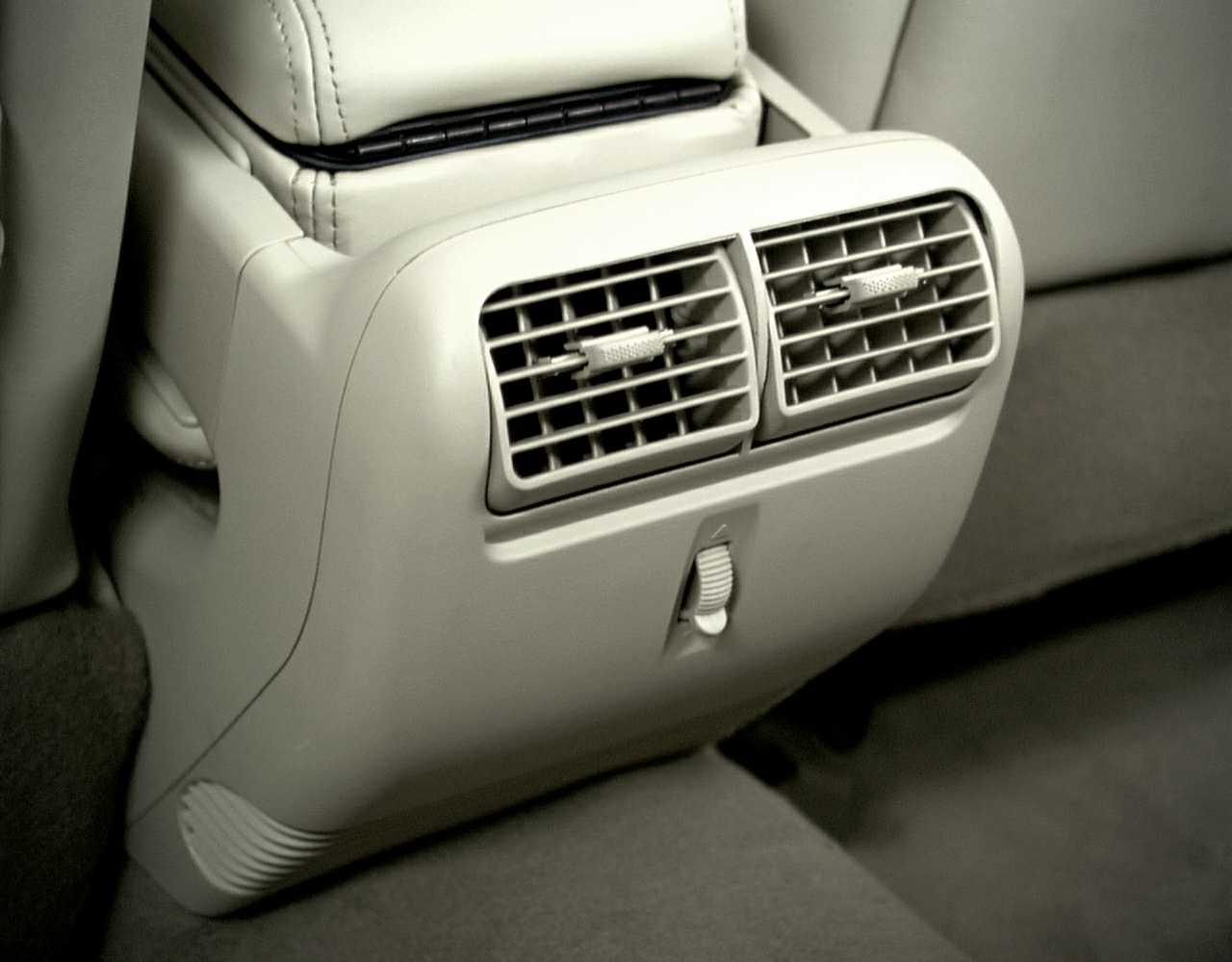 2000 Lincoln Town Car