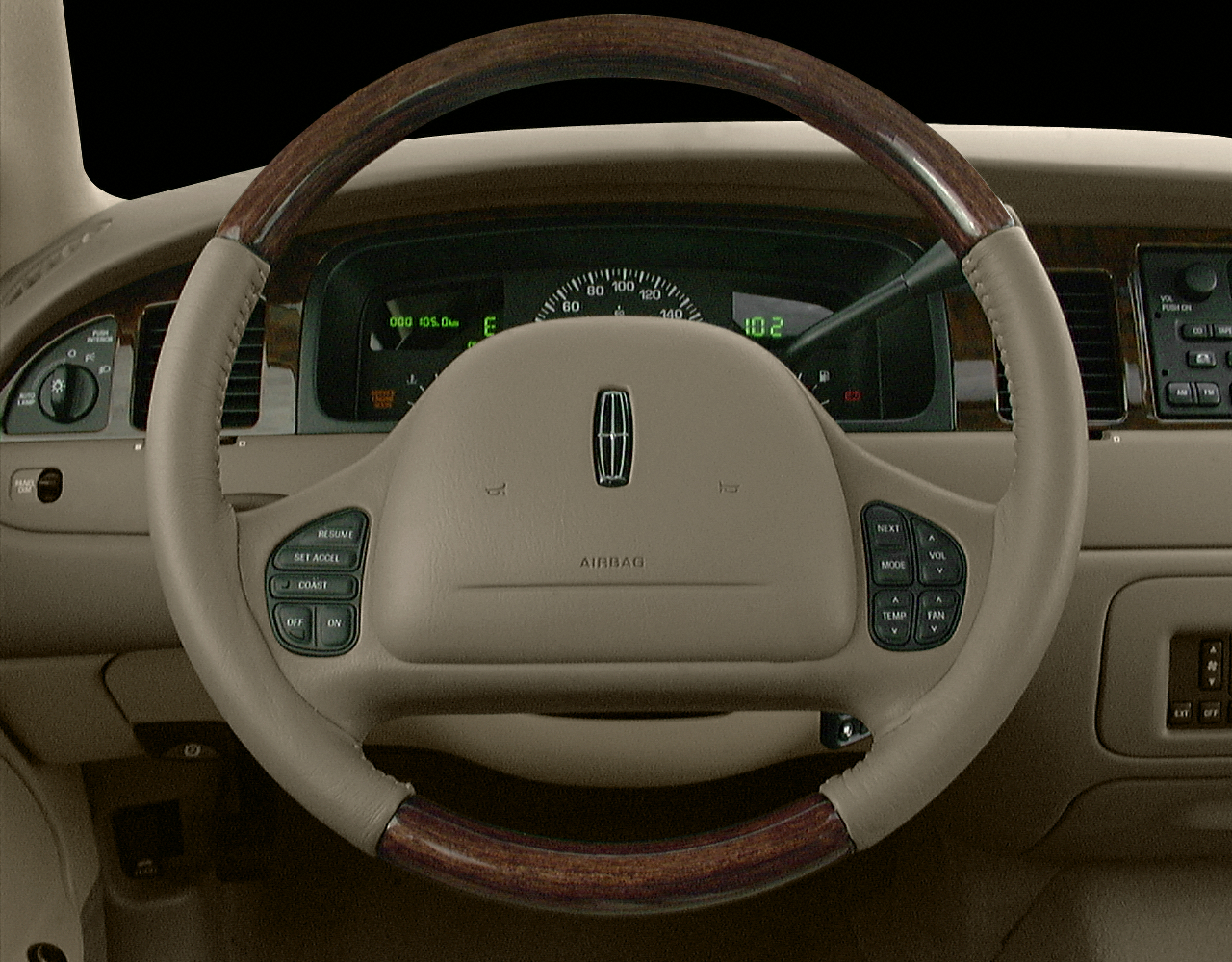 2000 Lincoln Town Car