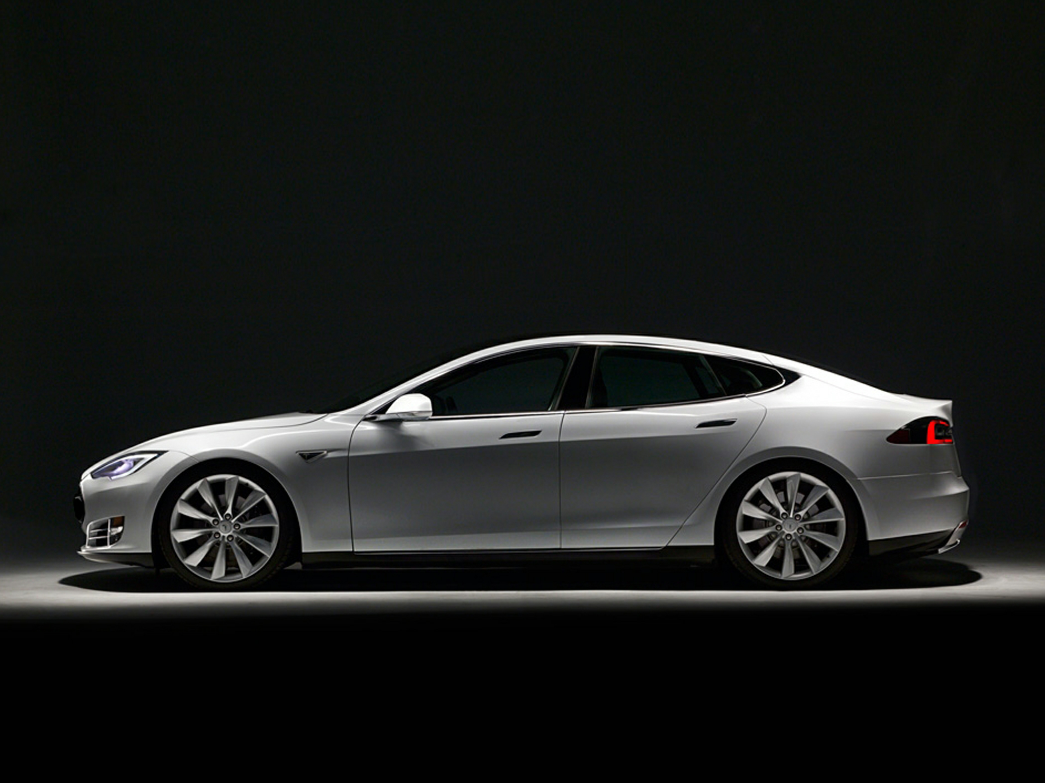 2013 Tesla Model S