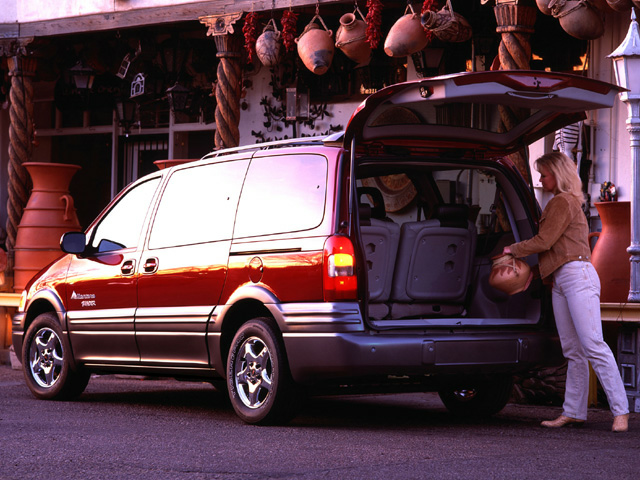 2003 pontiac montana extended best sale passenger van