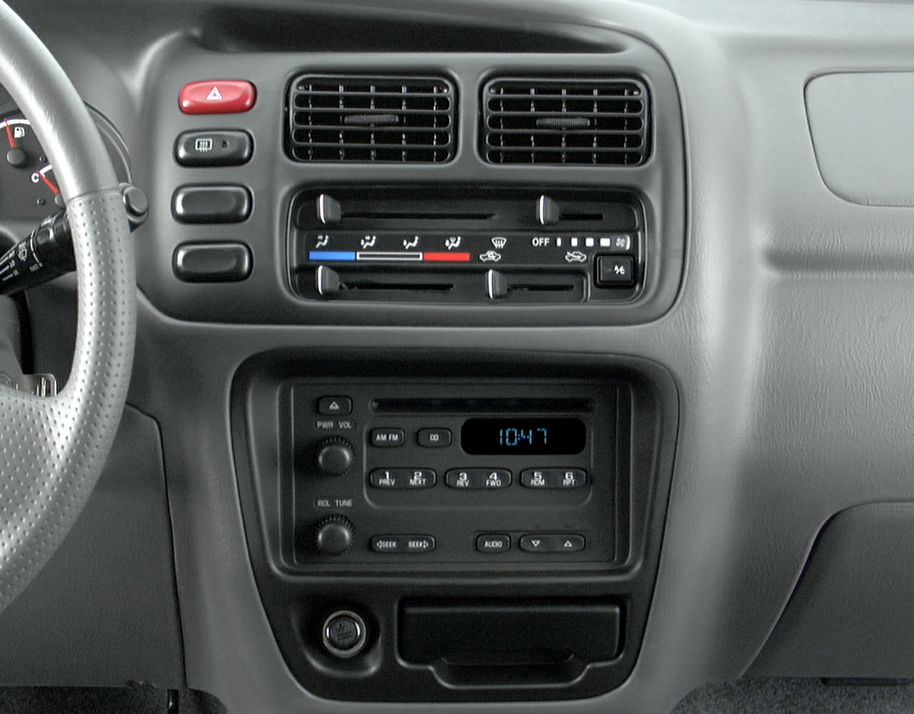 2001 Chevrolet Tracker