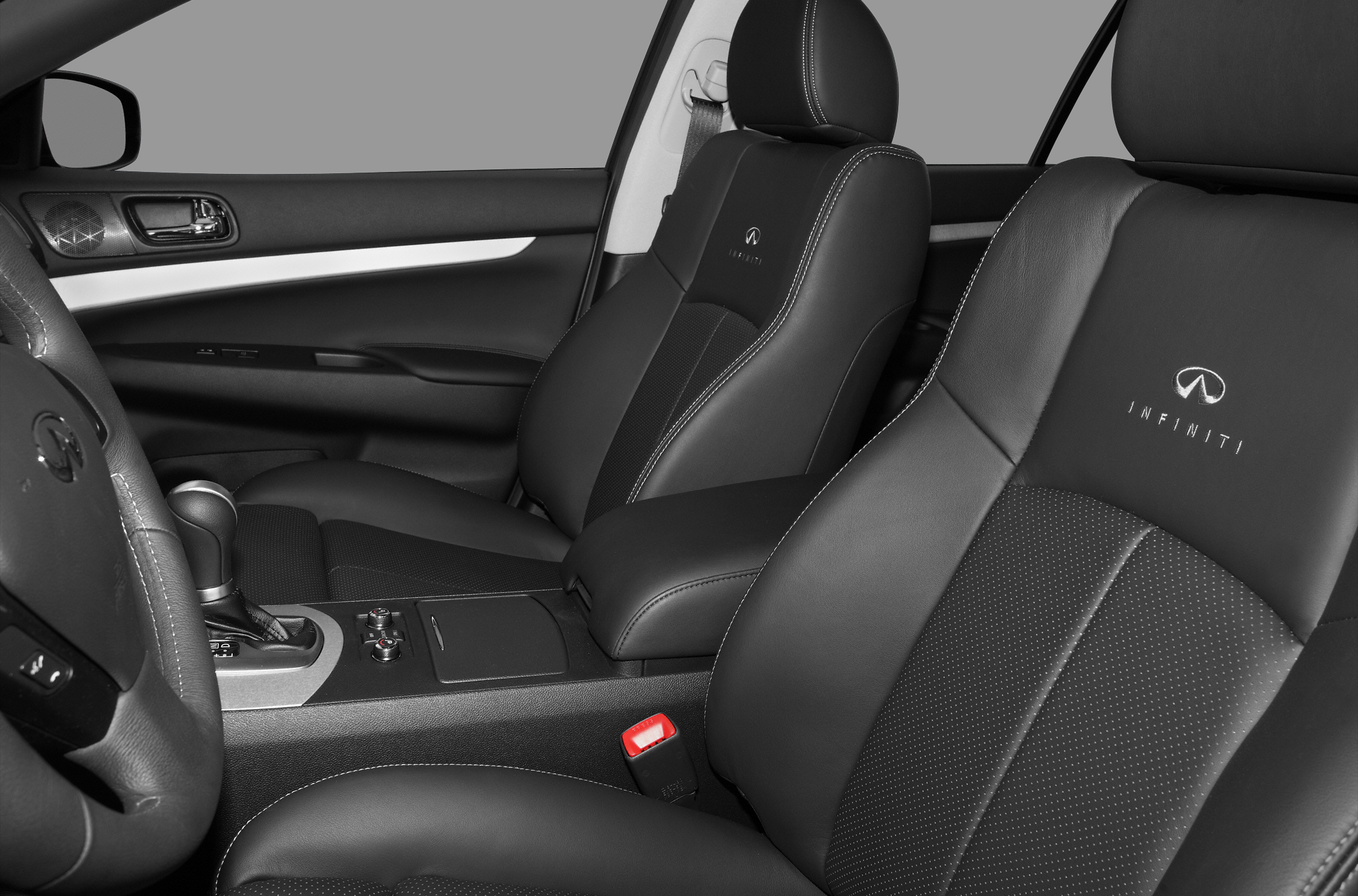 2009 INFINITI G37