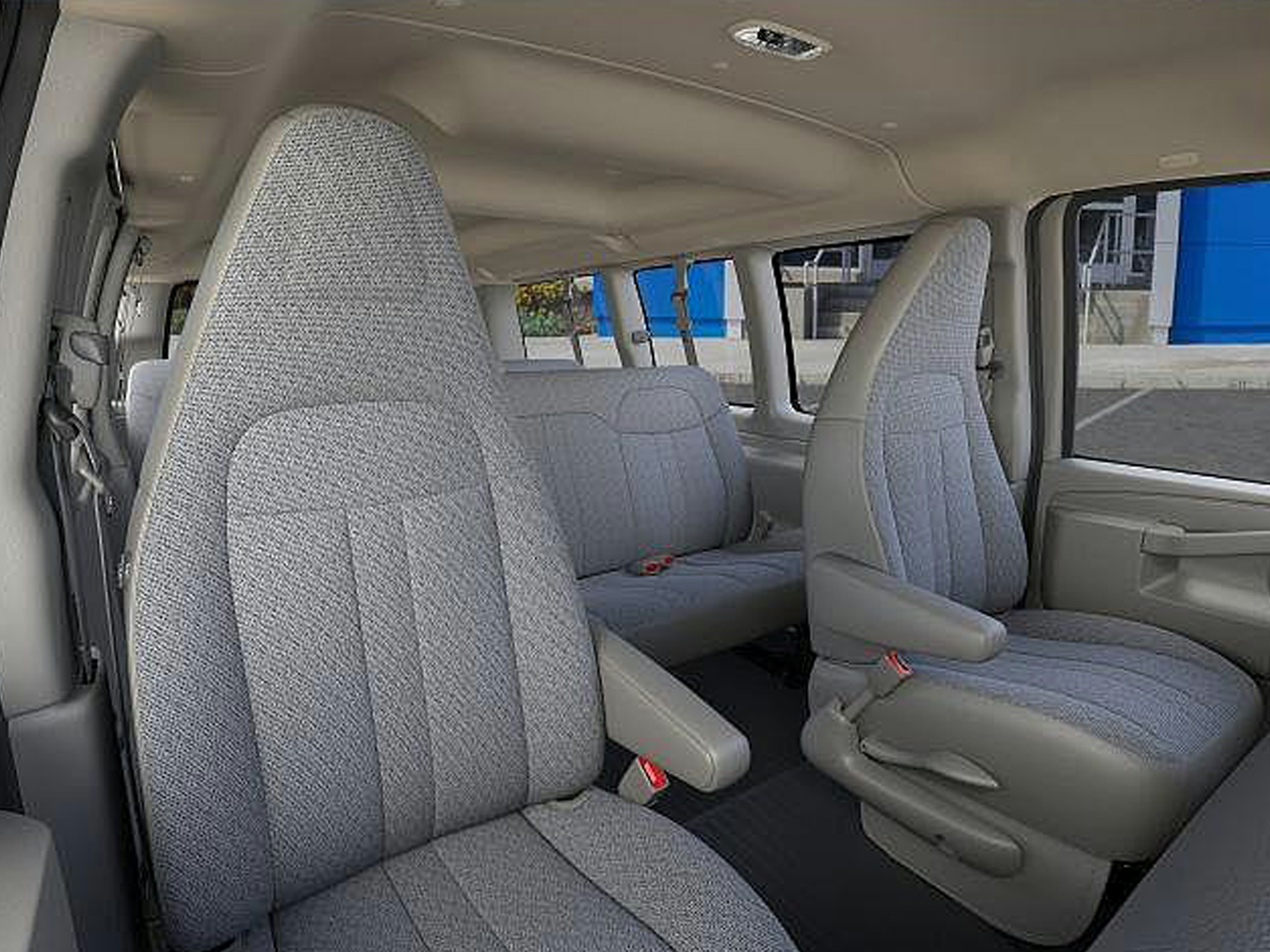 2025 Chevrolet Express 3500