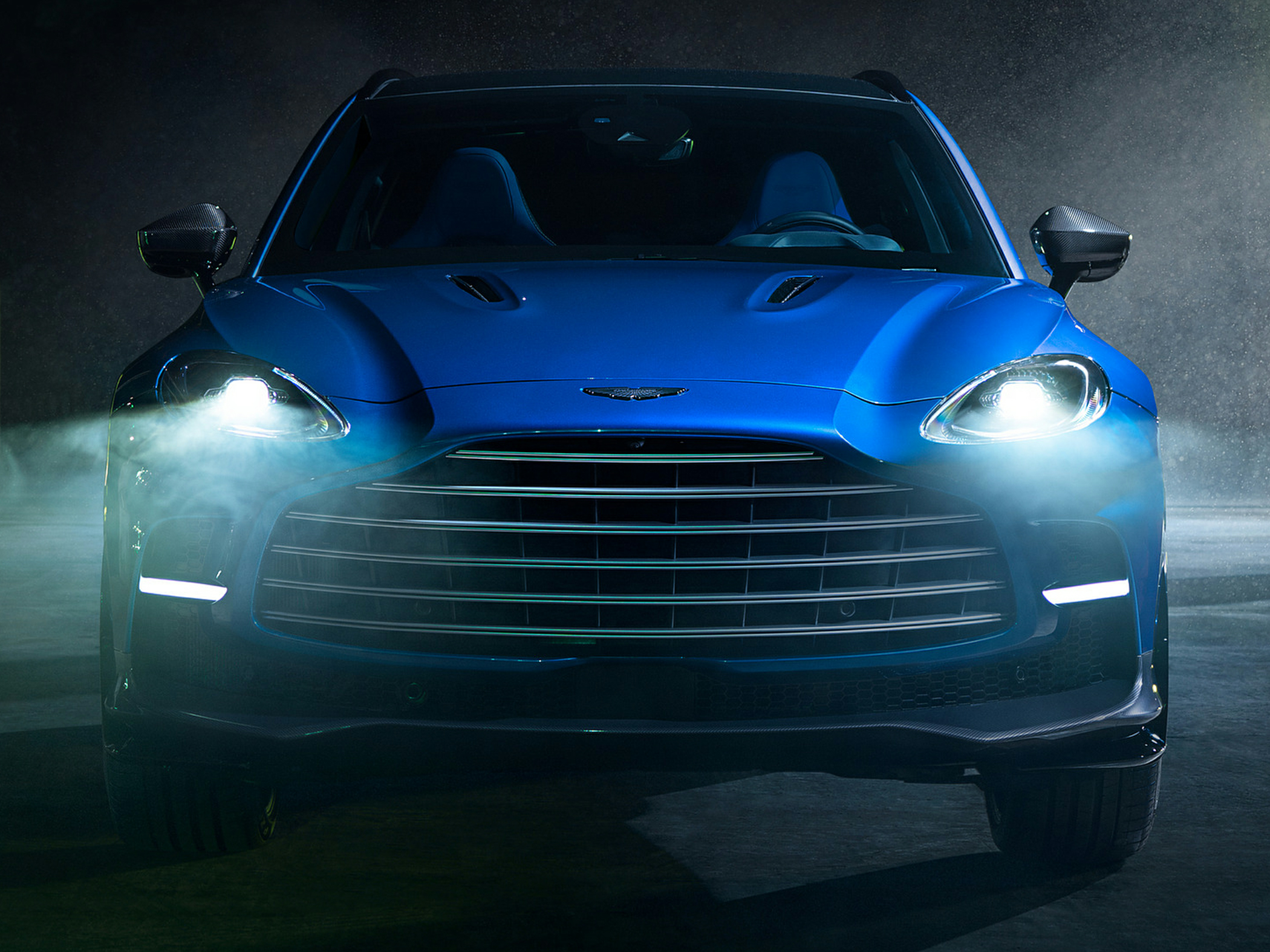 2024 Aston Martin DBX