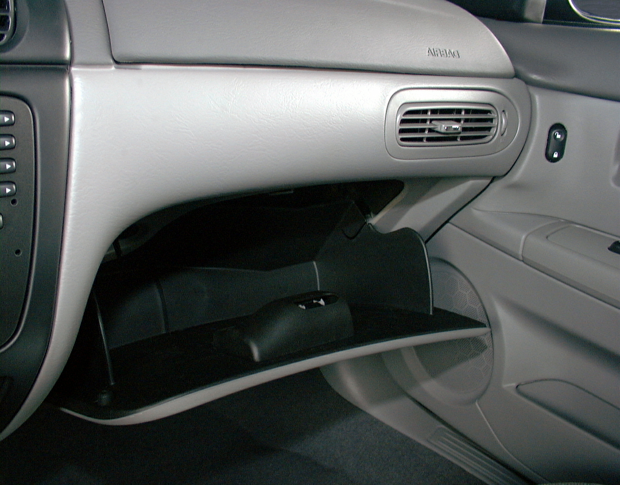 2000 Ford Taurus