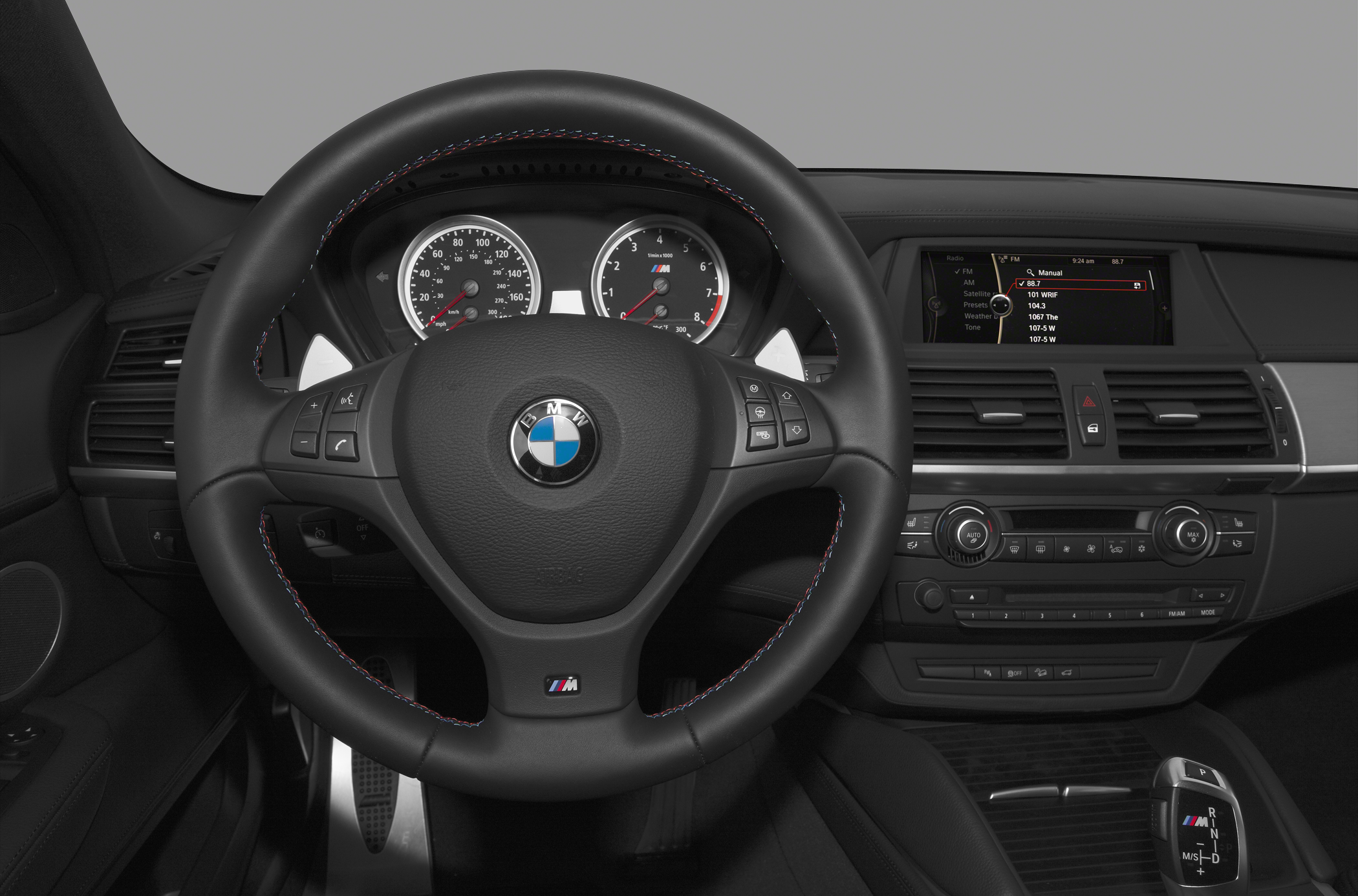 2010 BMW X6 M