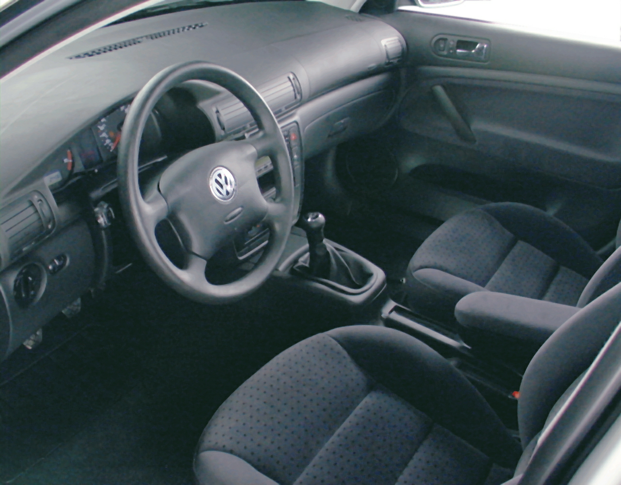 2000 Volkswagen Passat