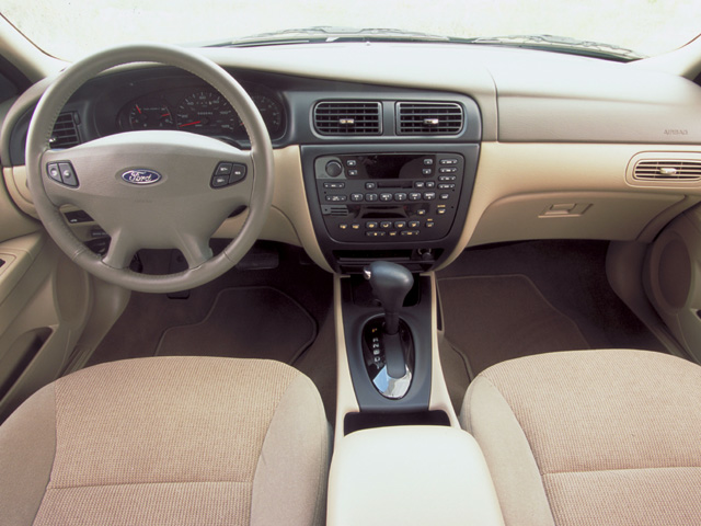 2002 Ford Taurus
