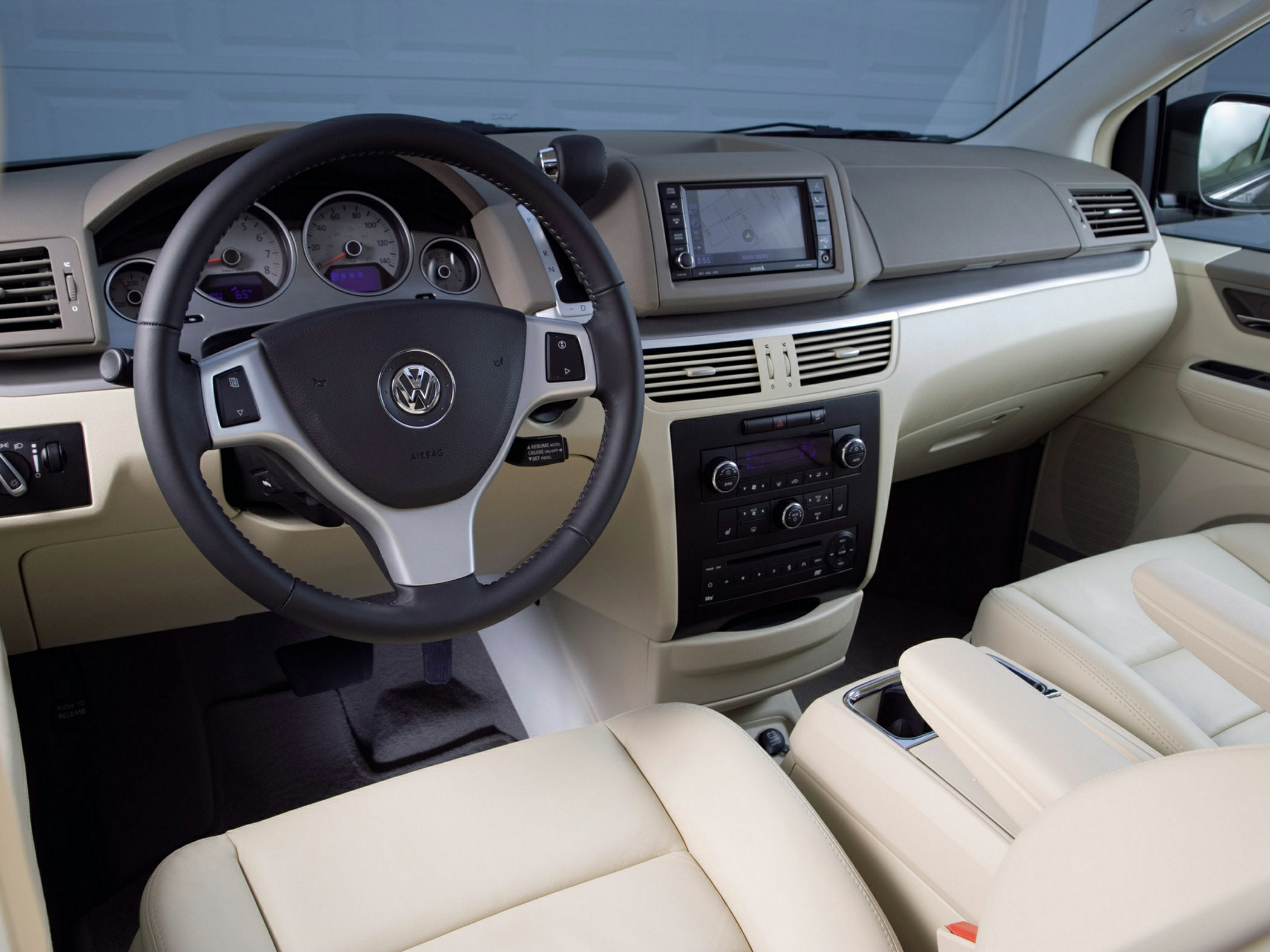 2013 Volkswagen Routan
