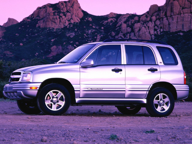 2004 Chevrolet Tracker