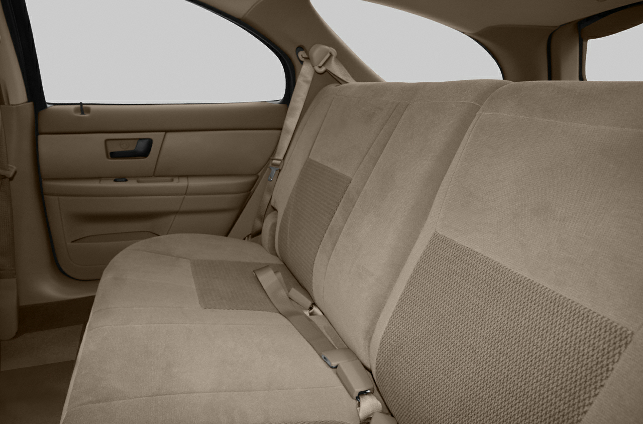2004 Ford Taurus