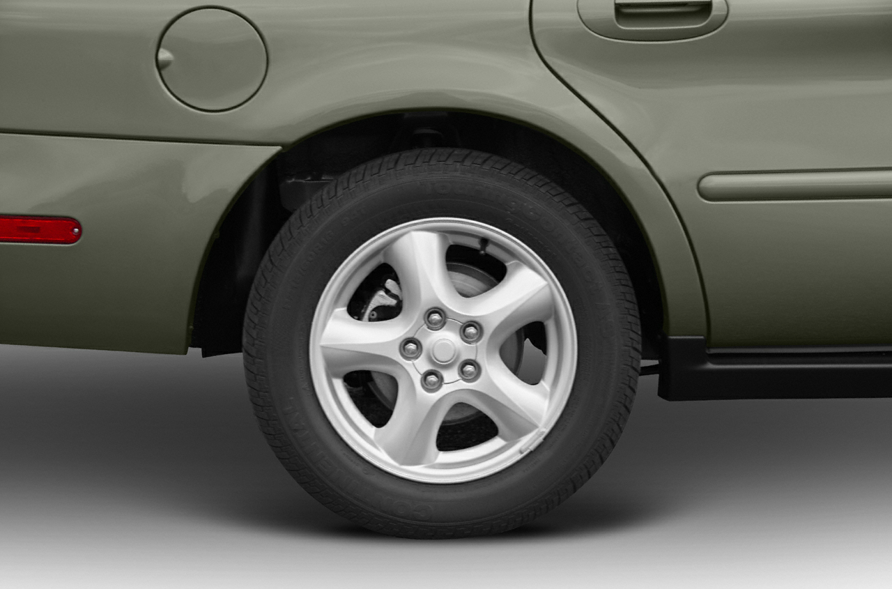 2004 Ford Taurus