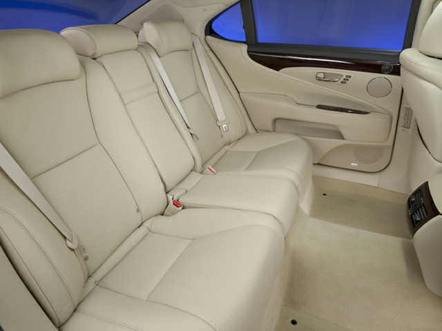 2011 Lexus LS 460