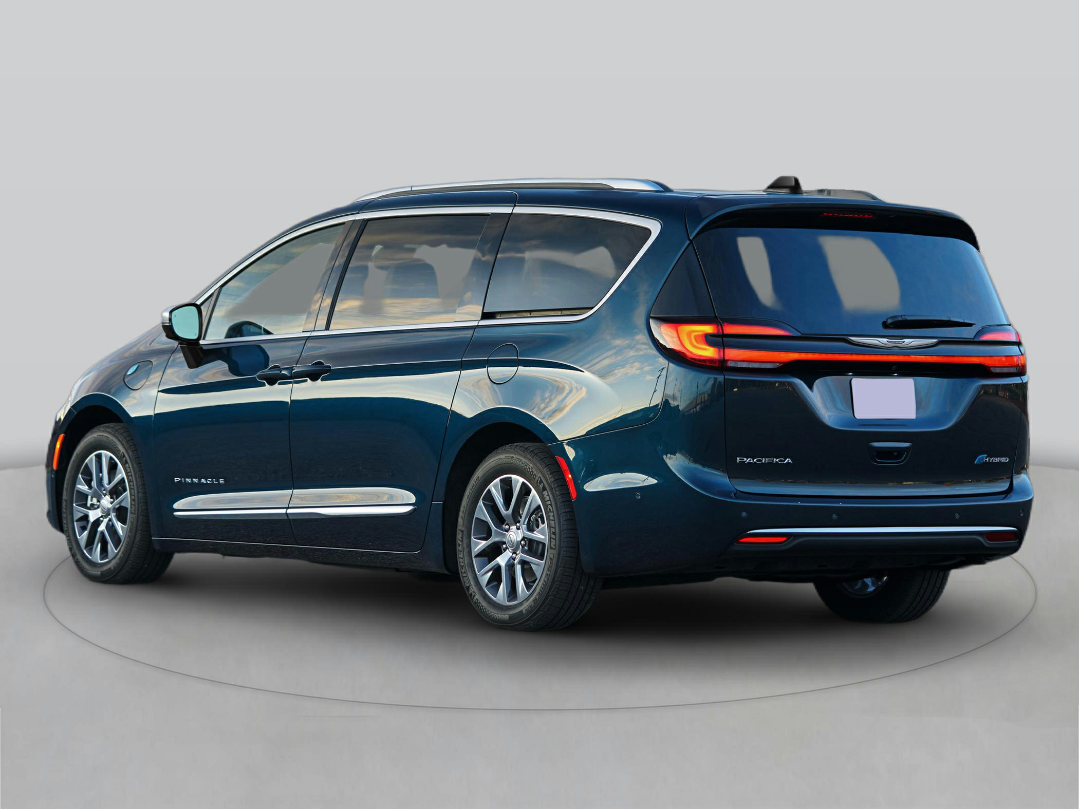 2026 Chrysler Pacifica Hybrid
