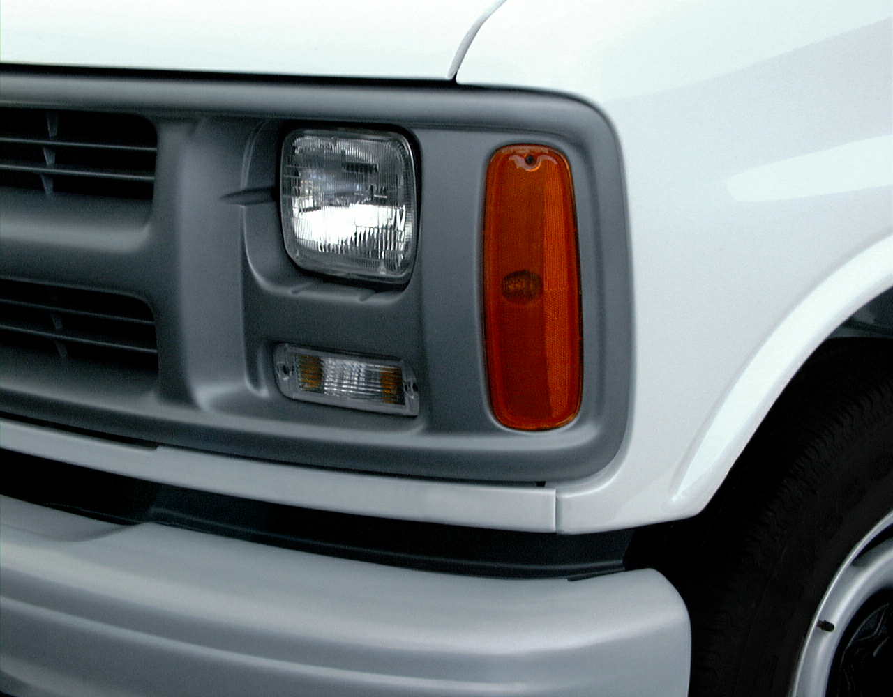 2000 Chevrolet Express 3500