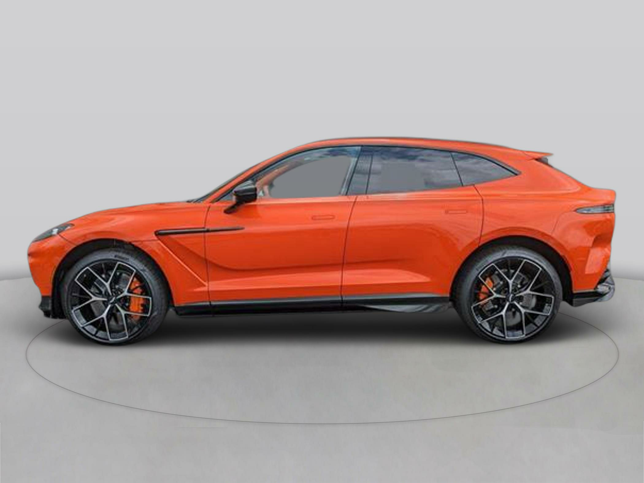 2025 Aston Martin DBX