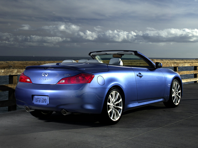 2009 INFINITI G37