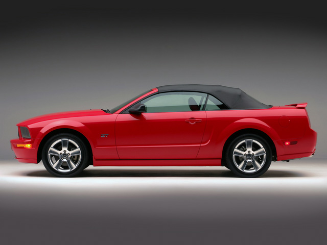 2005 Ford Mustang