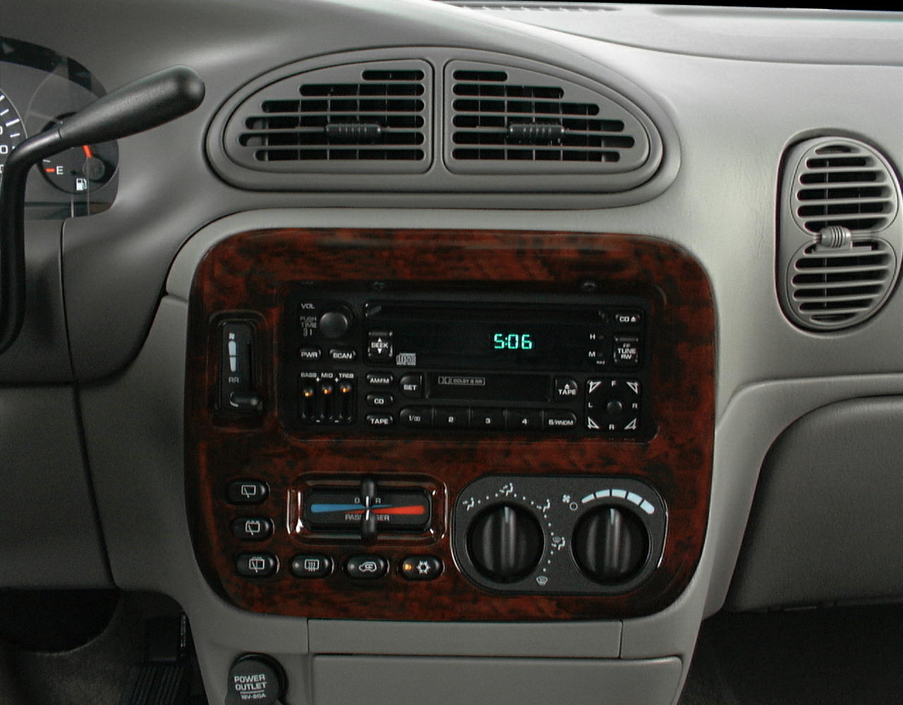 2000 Chrysler Town & Country