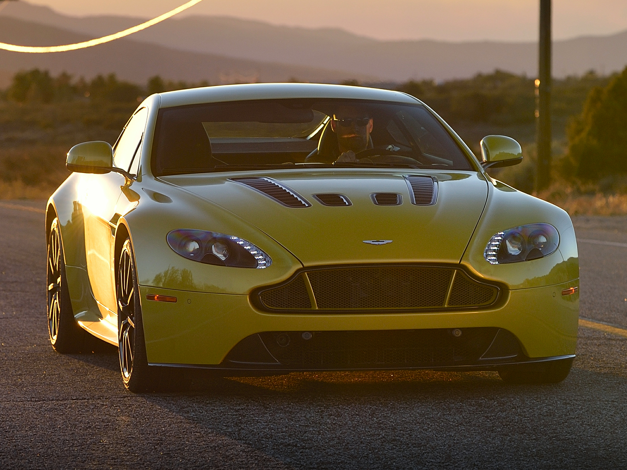 2017 Aston Martin V12 Vantage S