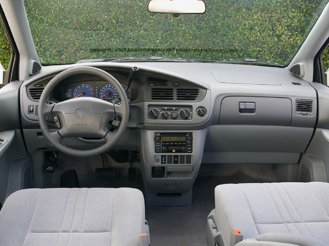 2003 Toyota Sienna