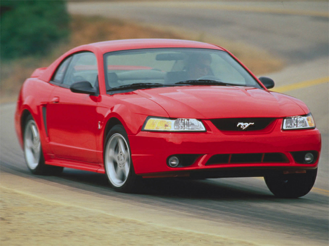 2000 Ford Mustang