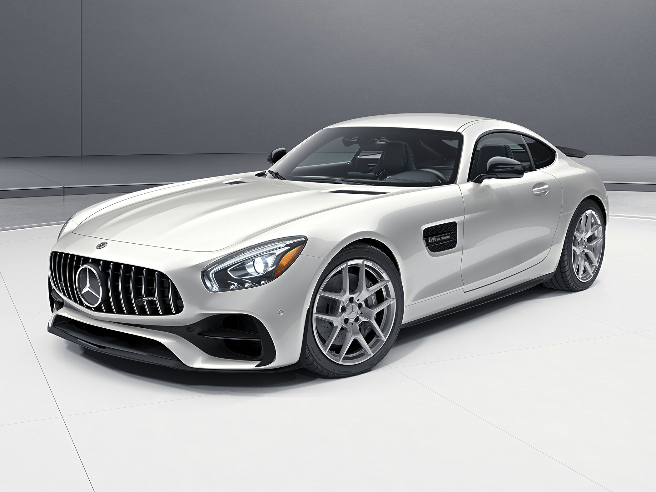 2018 Mercedes-Benz AMG GT Price, Review & Ratings