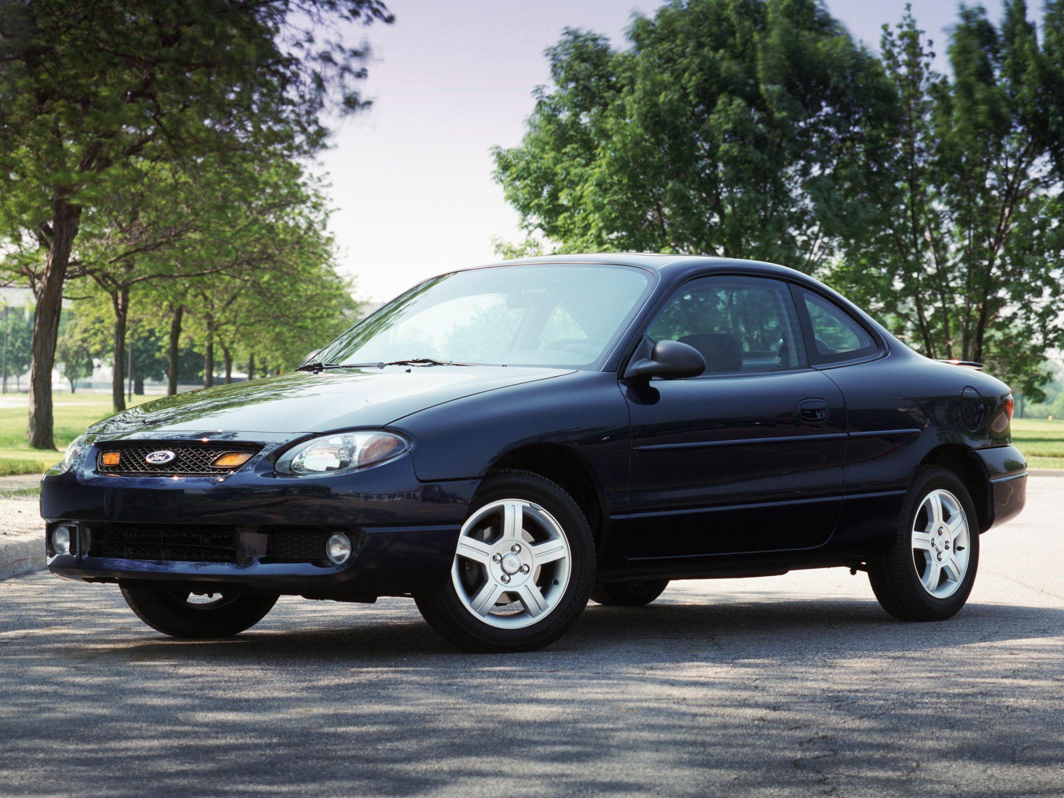 2003 Ford ZX2