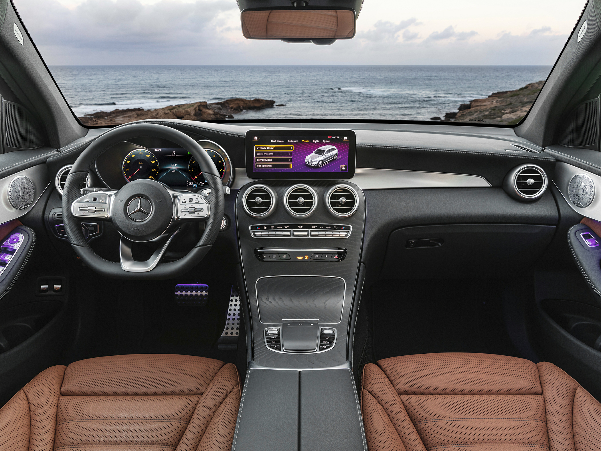 2021 Mercedes-Benz GLC 300