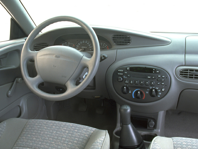 1999 Ford Escort