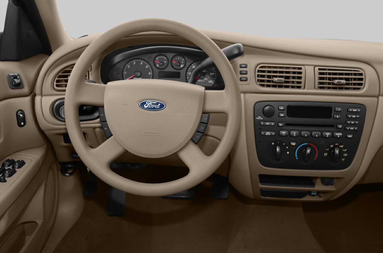 2005 Ford Taurus