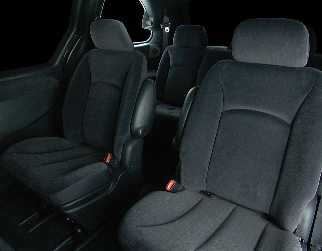 2001 Chrysler Voyager