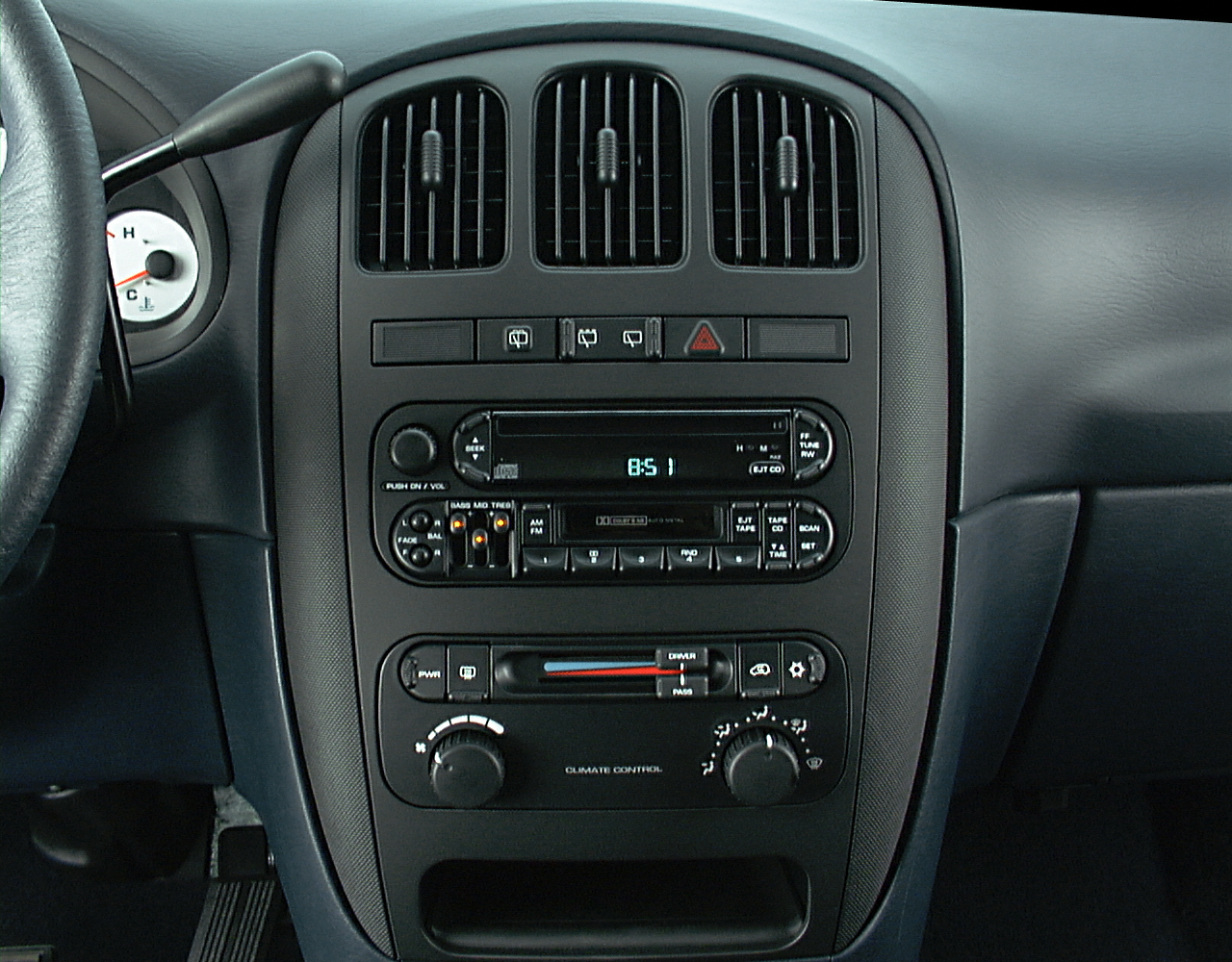 2001 Chrysler Voyager