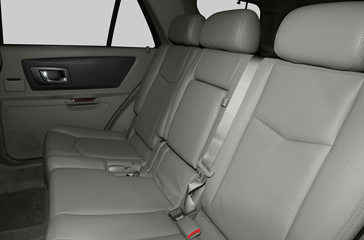 2005 Cadillac SRX