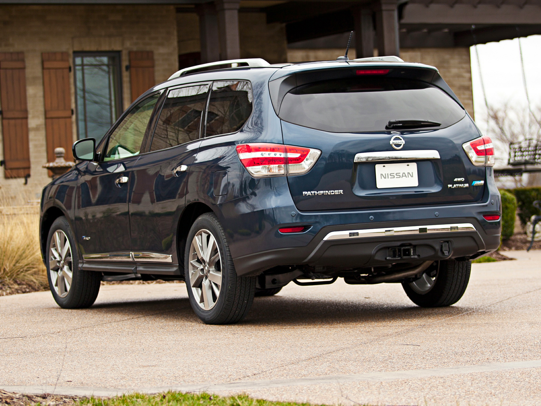 2014 Nissan Pathfinder Hybrid