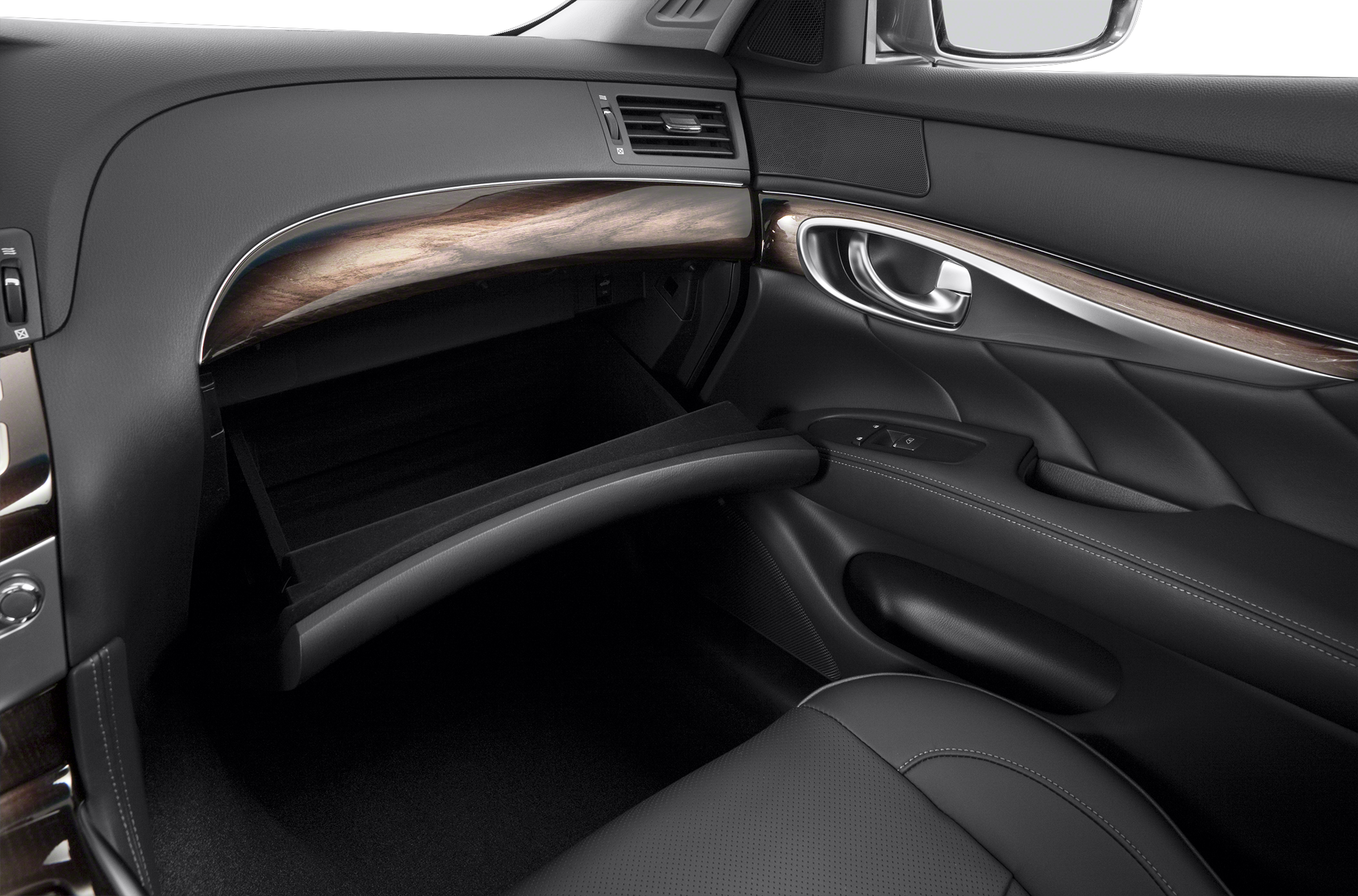 2013 INFINITI M56