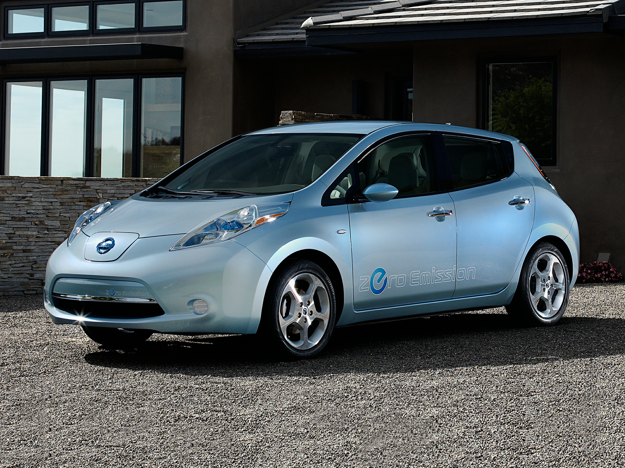 2017 nissan deals leaf specs