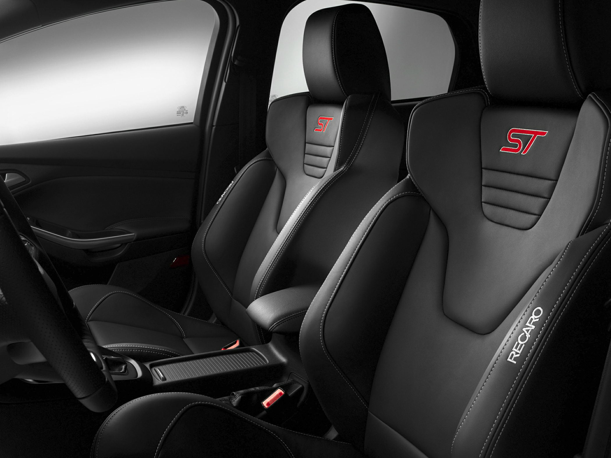 Focus st outlet seat belt pads