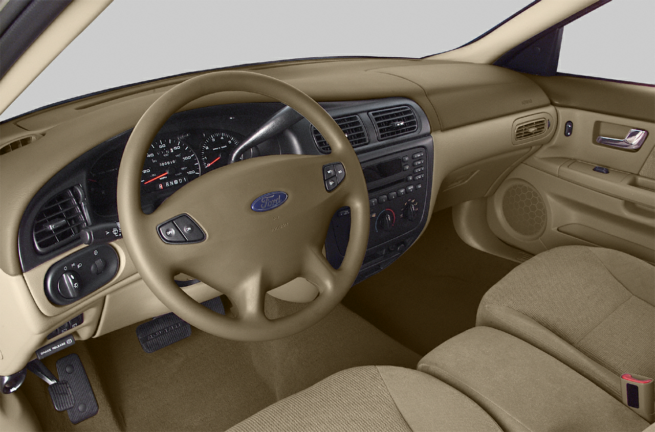 2002 Ford Taurus