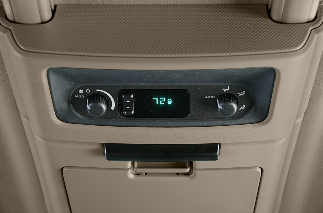 2006 Chrysler Town & Country
