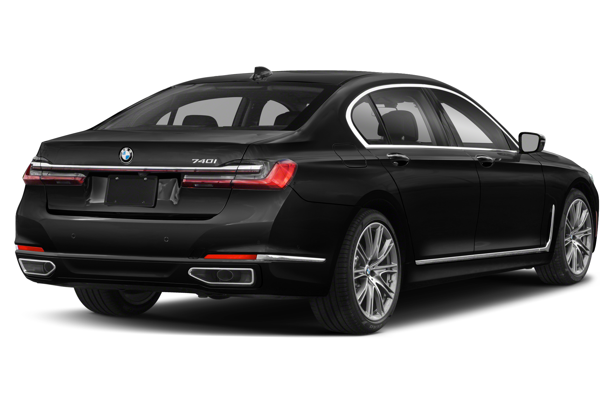 2021 BMW 740