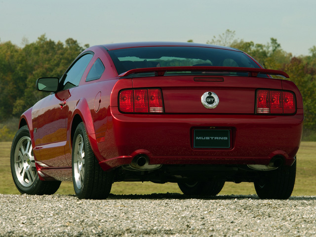 2005 Ford Mustang