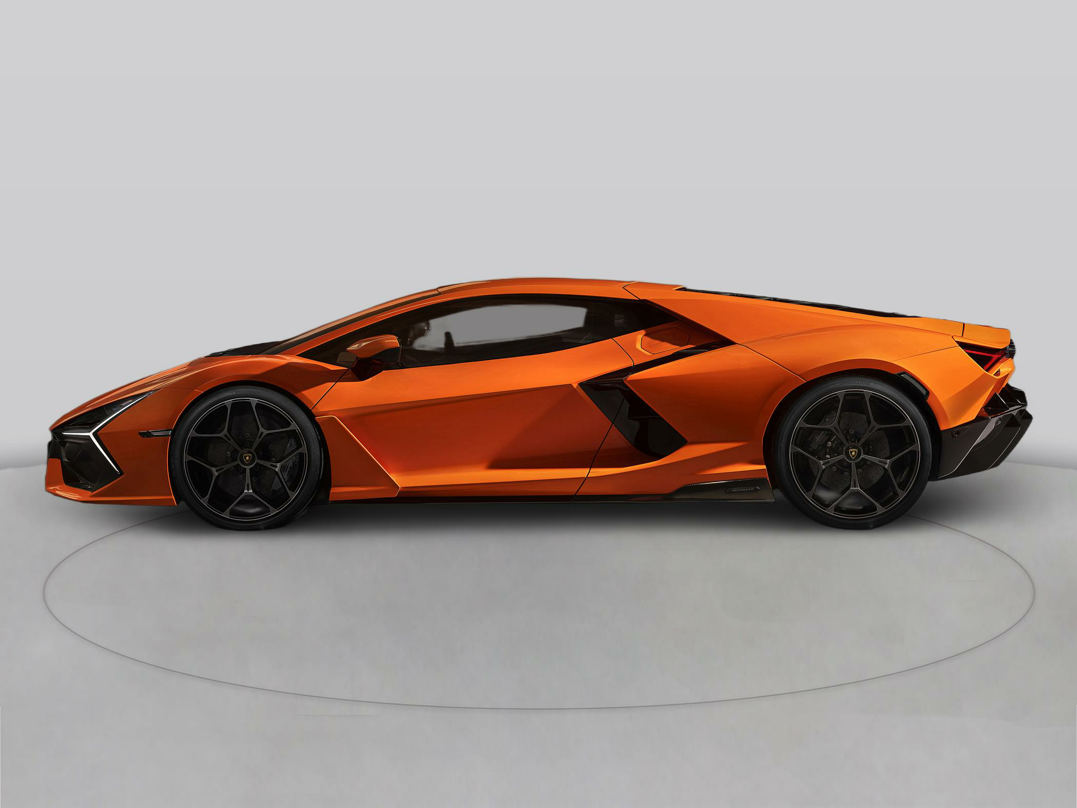 2026 Lamborghini Revuelto