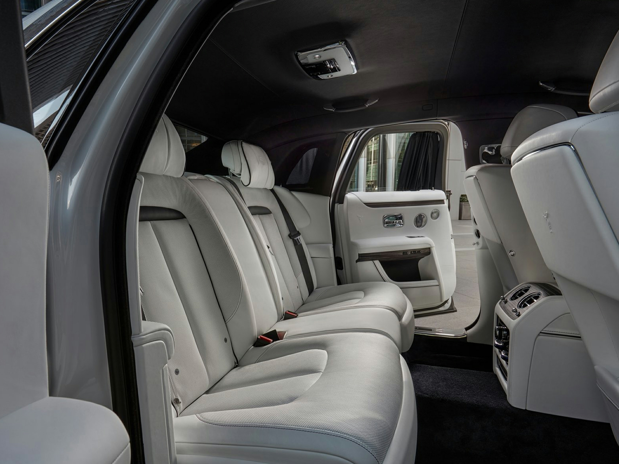 2024 Rolls-Royce Ghost