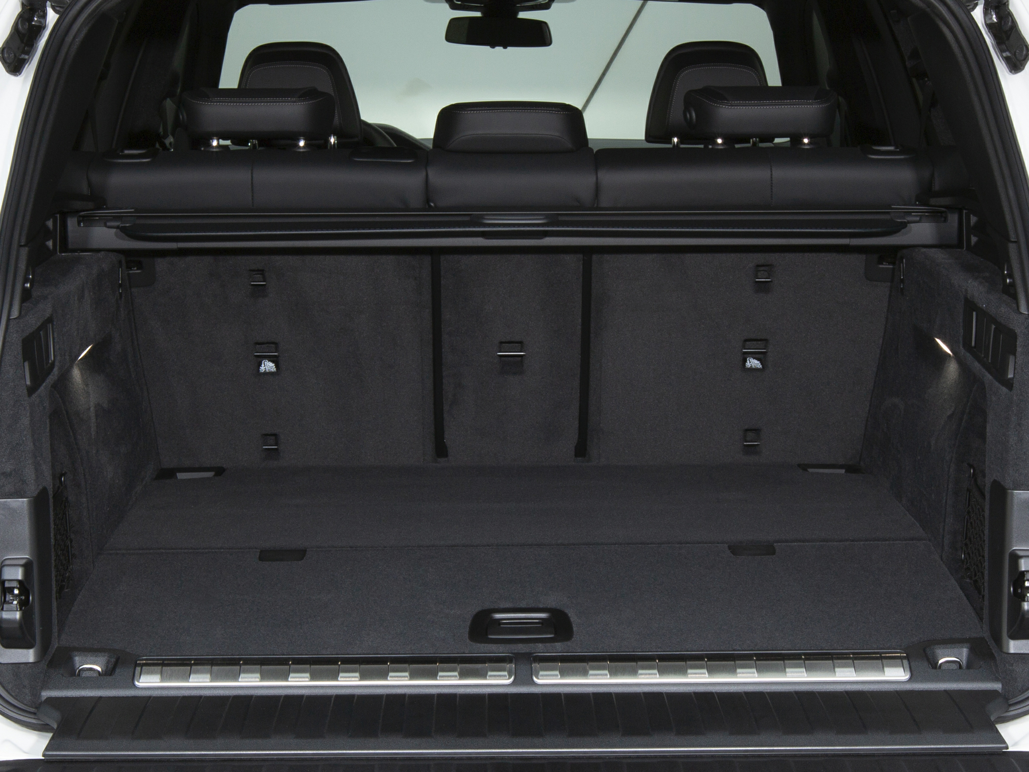 Bmw x5 45e 2024 cargo space