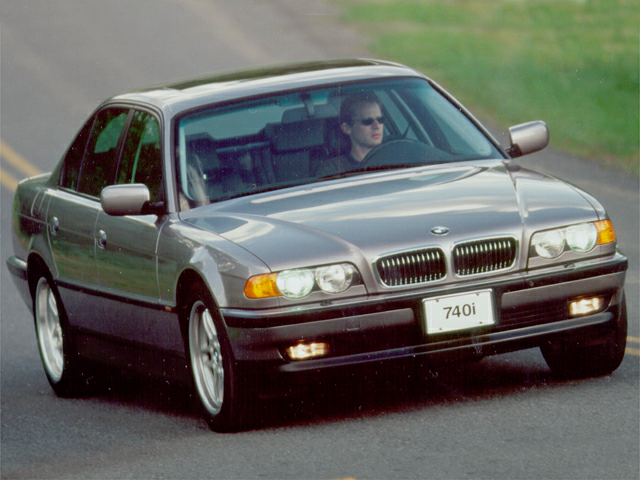 2000 BMW 740