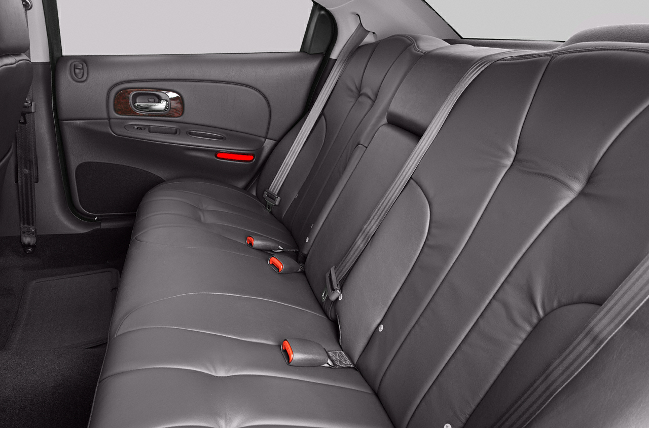 2004 Chrysler Concorde