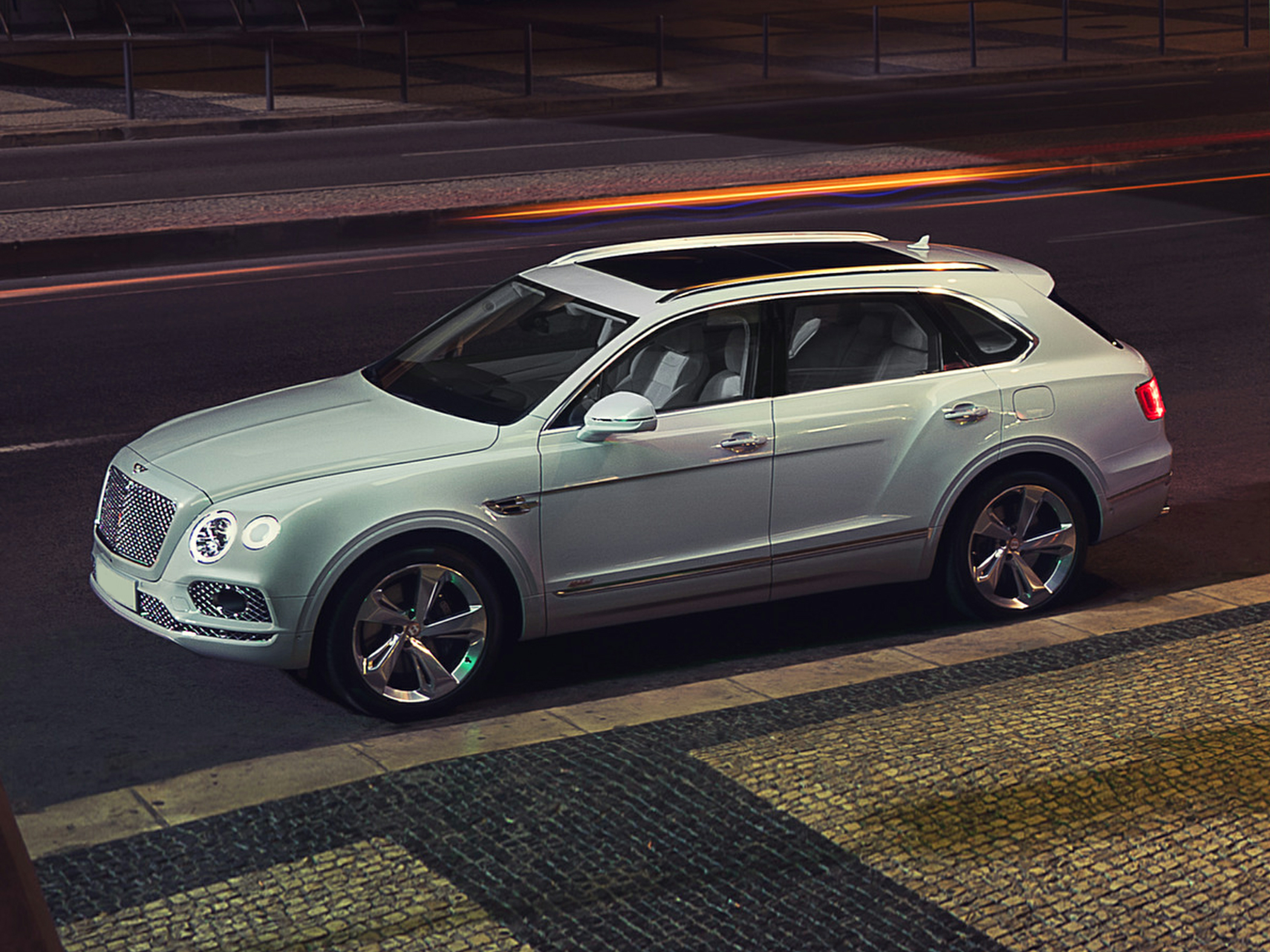 Bentley Bentayga Hybrid