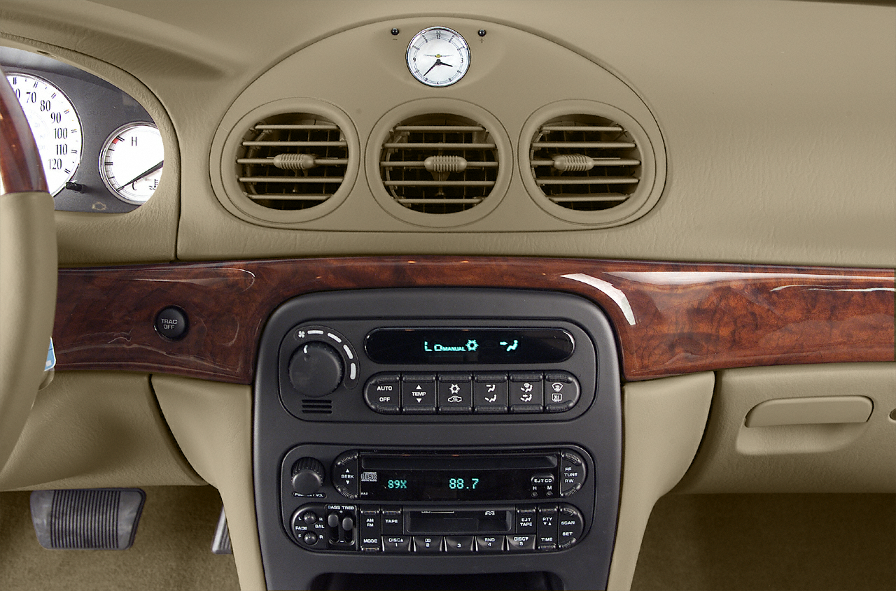 2002 Chrysler Concorde