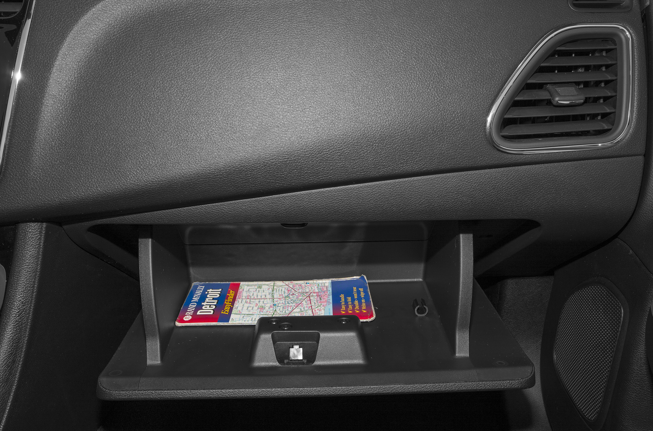 2013 Chrysler 200